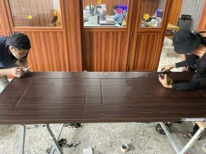 Cửa composite chống trầy xước