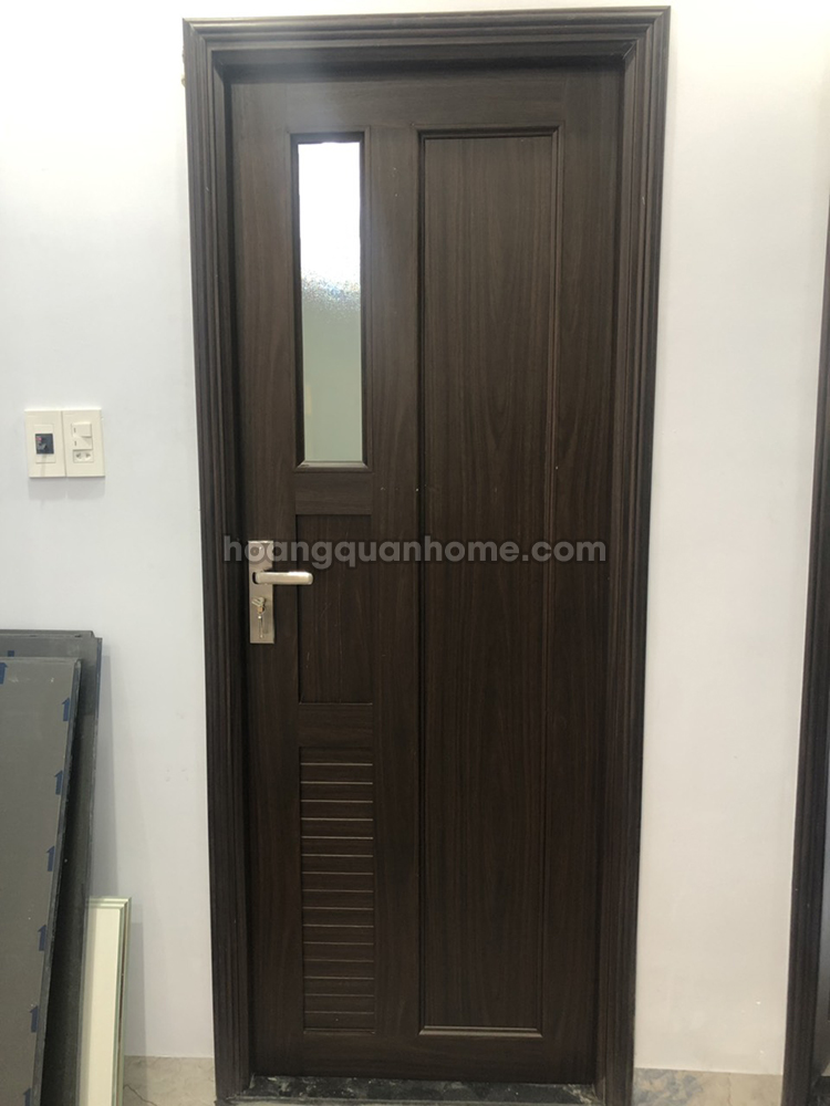 Cửa nhựa vân gỗ Đài Loan toilet giá rẻ Đà Nẵng